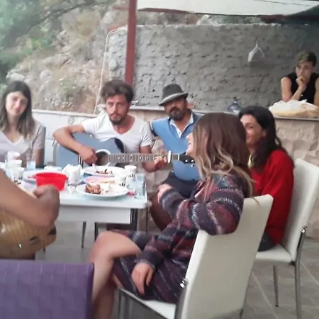 Στούντιο Διαμέρισμα 300 τ.μ. με 7 ιδιωτικό μπάνιο σε Bayindir Lodge