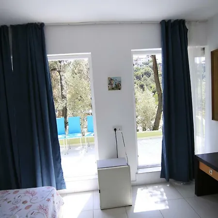 Στούντιο Διαμέρισμα 300 τ.μ. με 7 ιδιωτικό μπάνιο σε Bayindir Lodge *
