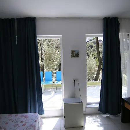 Στούντιο Διαμέρισμα 300 τ.μ. με 7 ιδιωτικό μπάνιο σε Bayindir *
